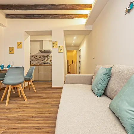 Awesome In With Wifi And 1 Bedrooms